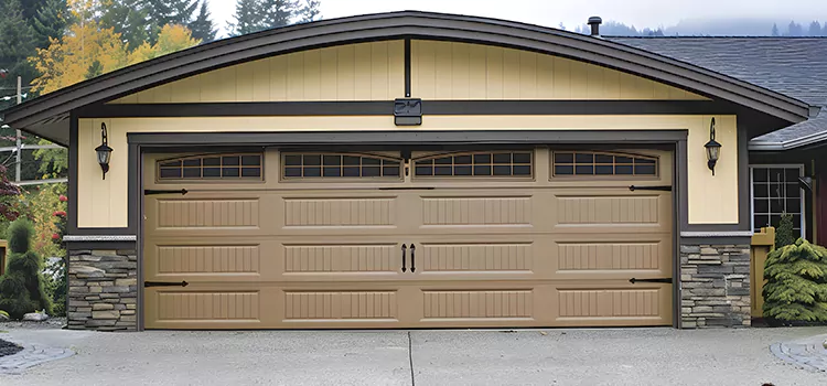 Residential Vinyl Roll Up Doors Mason City