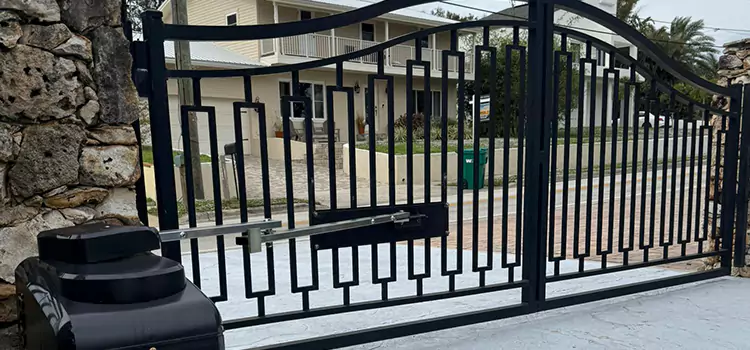 Swing Gate Opener with Keypad Mason City