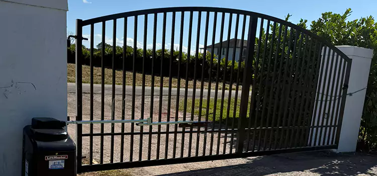 Driveway Fence Repair Mason City
