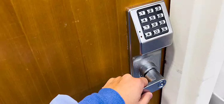 Why Choose Us for Your Keypad Lock Needs in Mason City, IA?